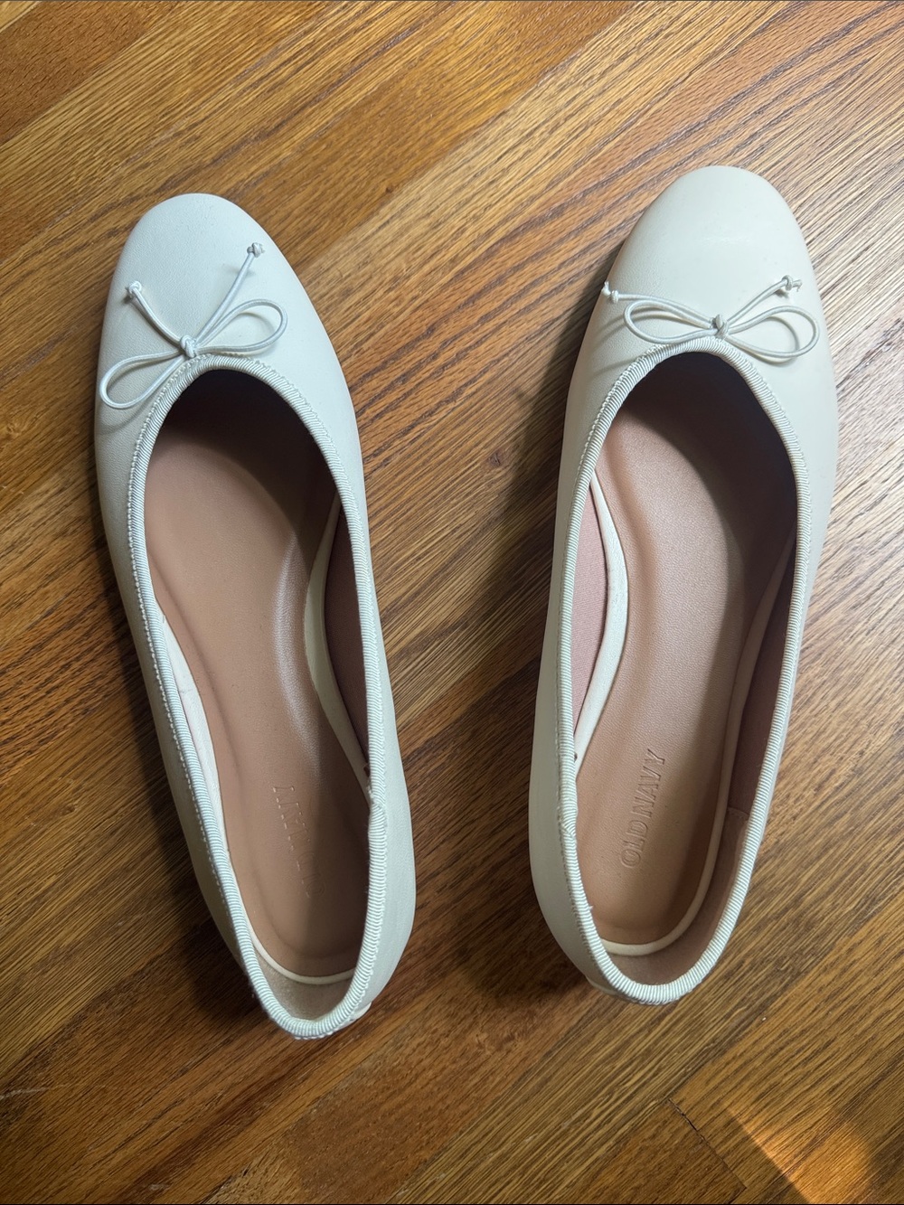 Old Navy Ballet Flats, size 9